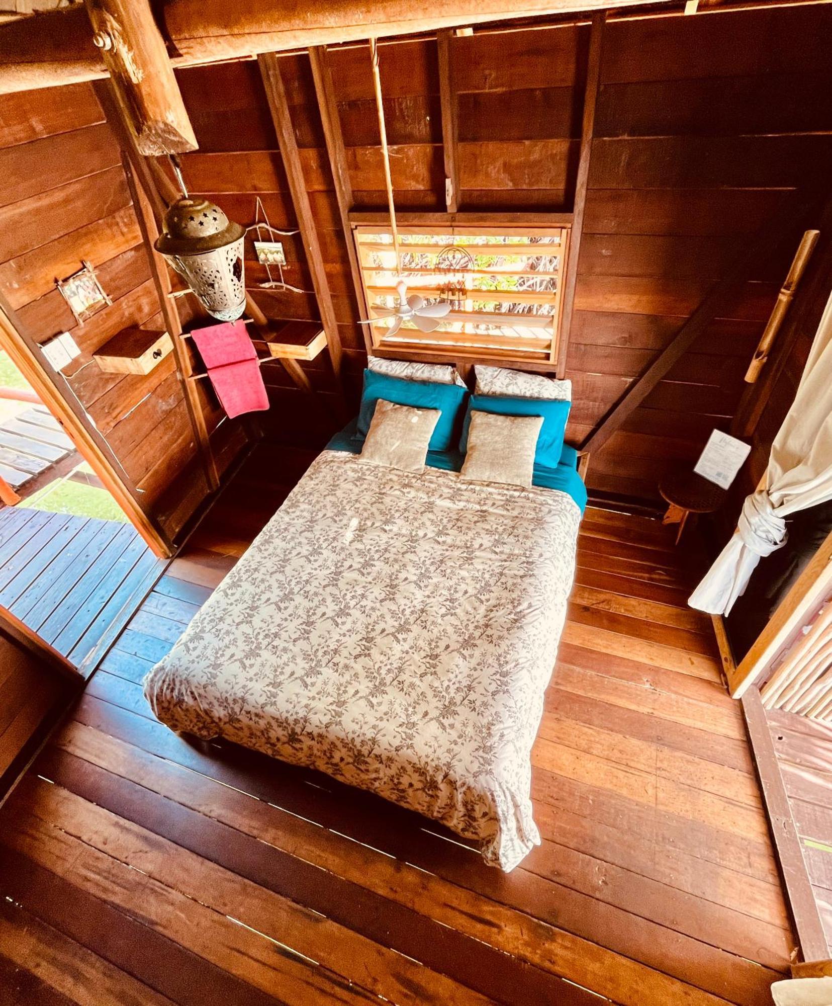 Urraca Monkey Island Eco Resort (Adults Only) Punta Laurel Dış mekan fotoğraf